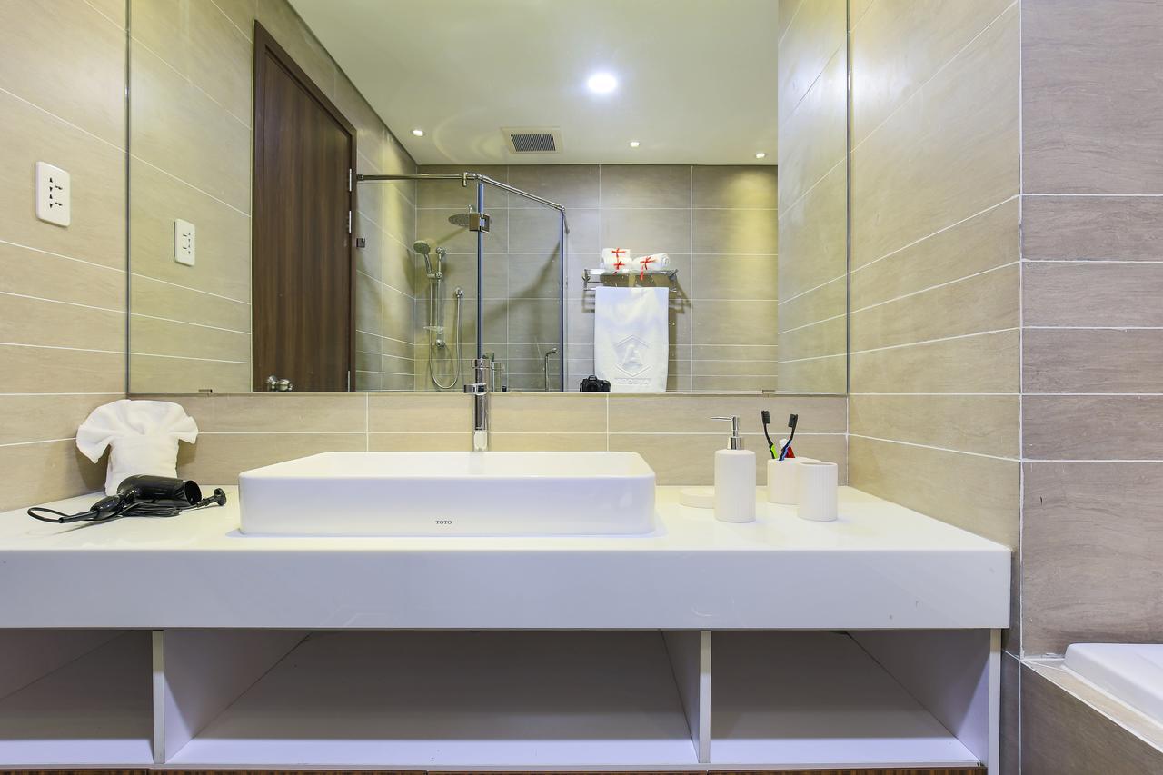 Aurora Serviced Apartments (Adults Only) Ho Chi Minh-stad Buitenkant foto