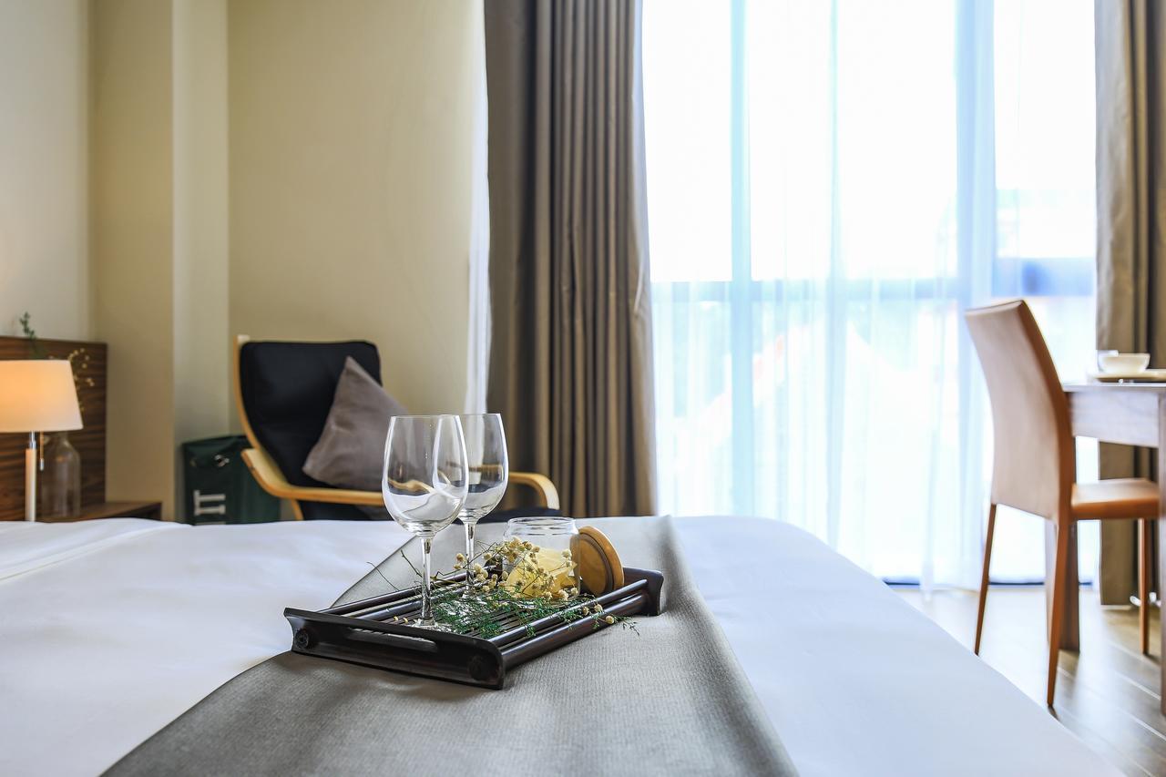 Aurora Serviced Apartments (Adults Only) Ho Chi Minh-stad Buitenkant foto