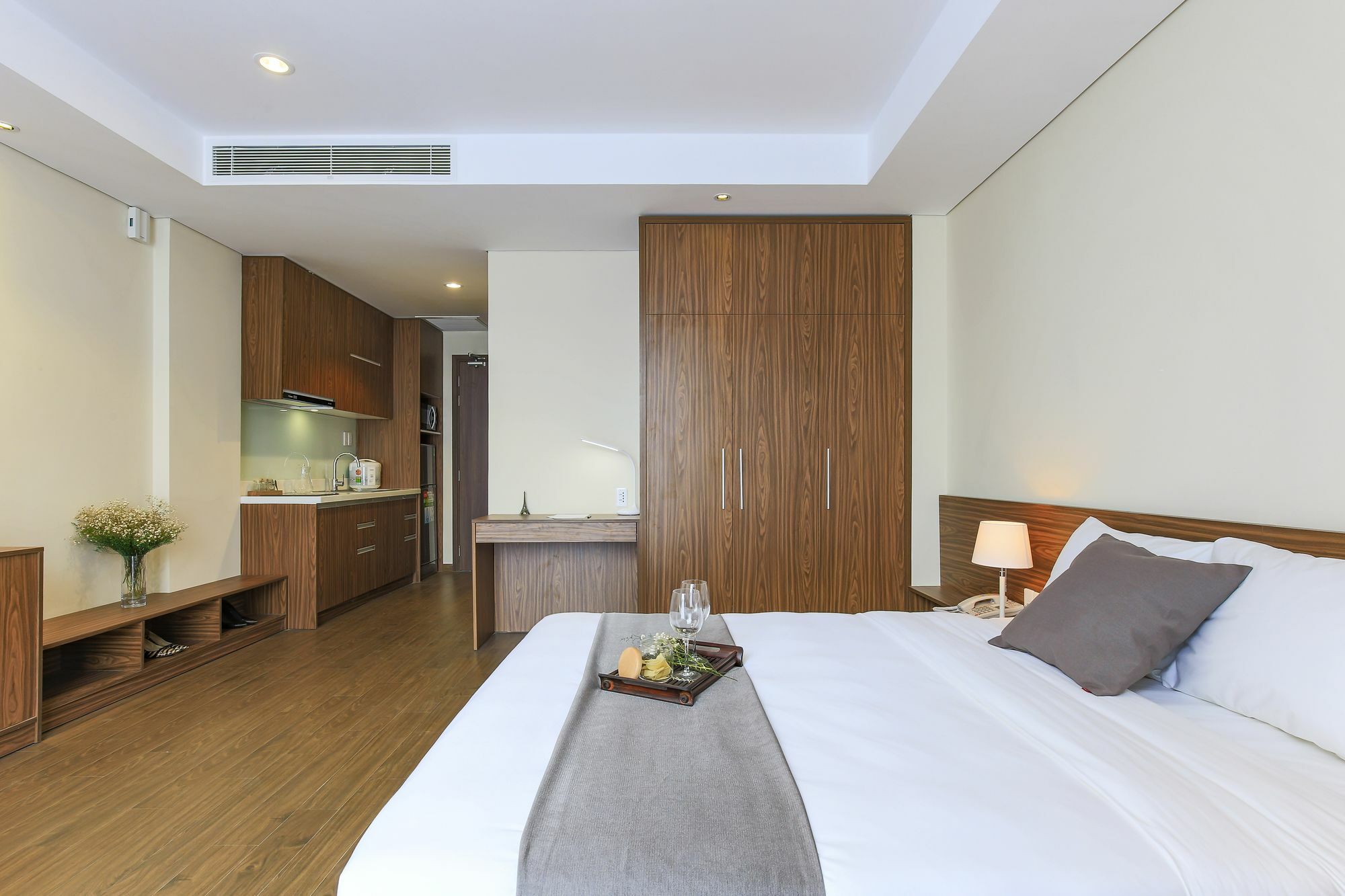 Aurora Serviced Apartments (Adults Only) Ho Chi Minh-stad Buitenkant foto