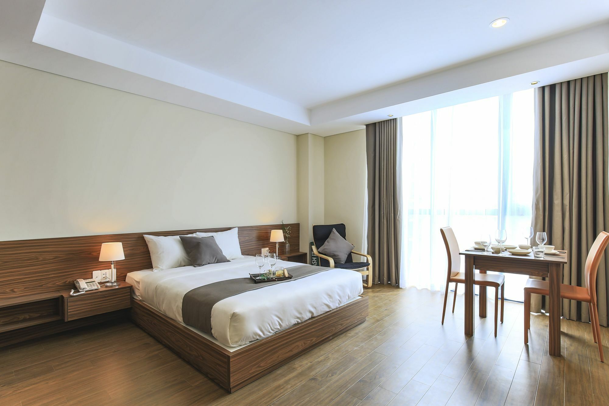 Aurora Serviced Apartments (Adults Only) Ho Chi Minh-stad Buitenkant foto