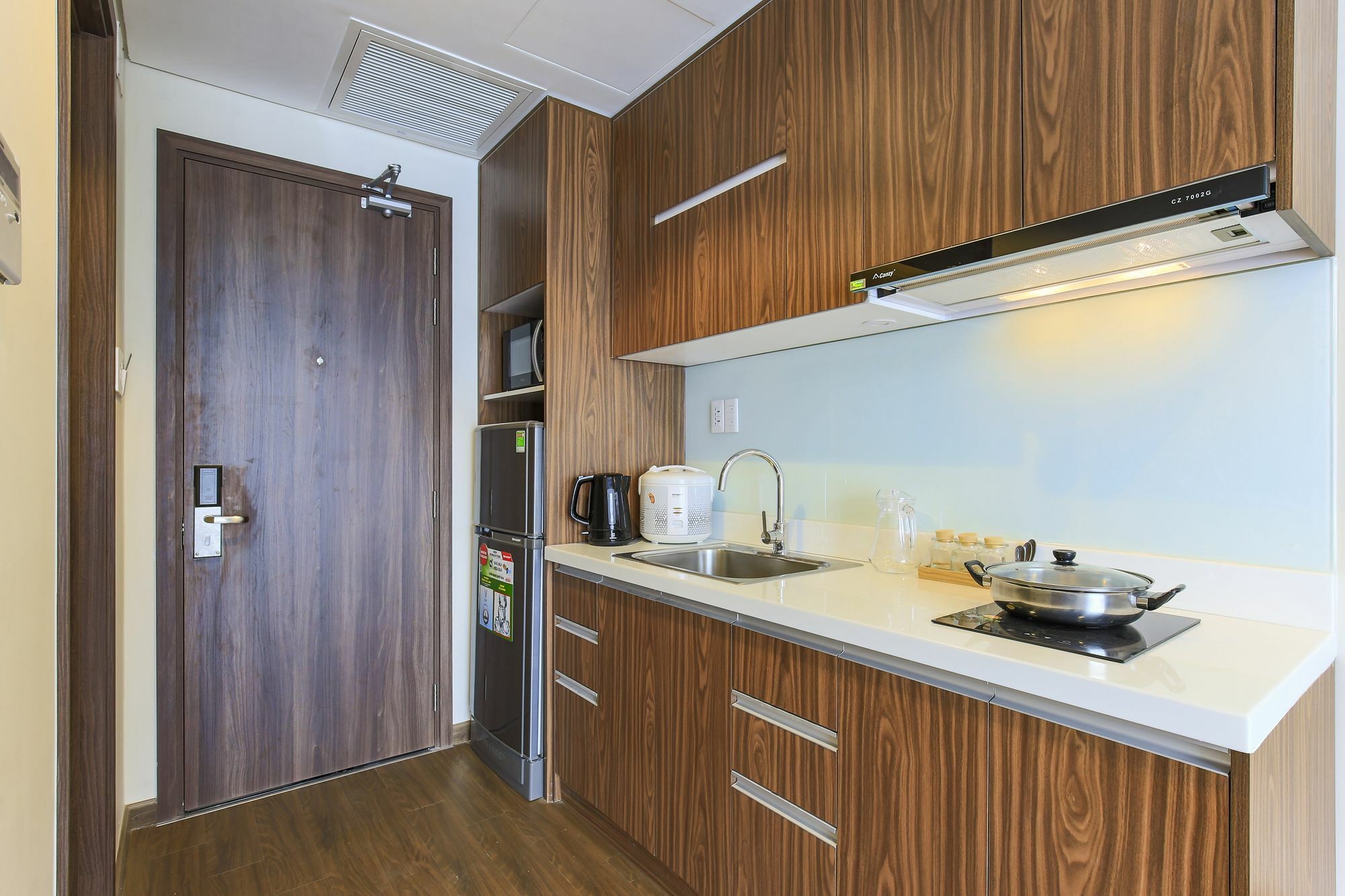 Aurora Serviced Apartments (Adults Only) Ho Chi Minh-stad Buitenkant foto