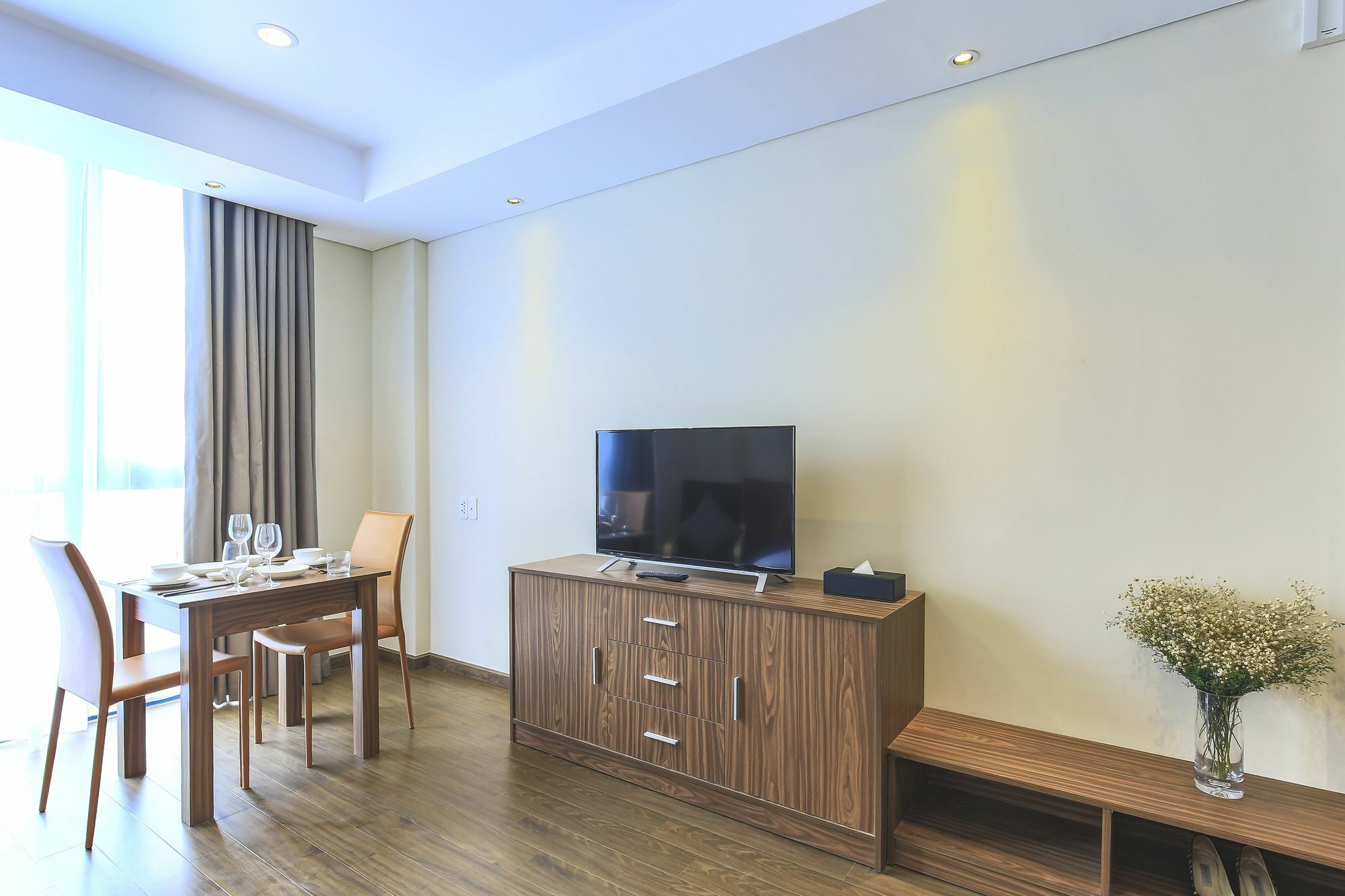 Aurora Serviced Apartments (Adults Only) Ho Chi Minh-stad Buitenkant foto