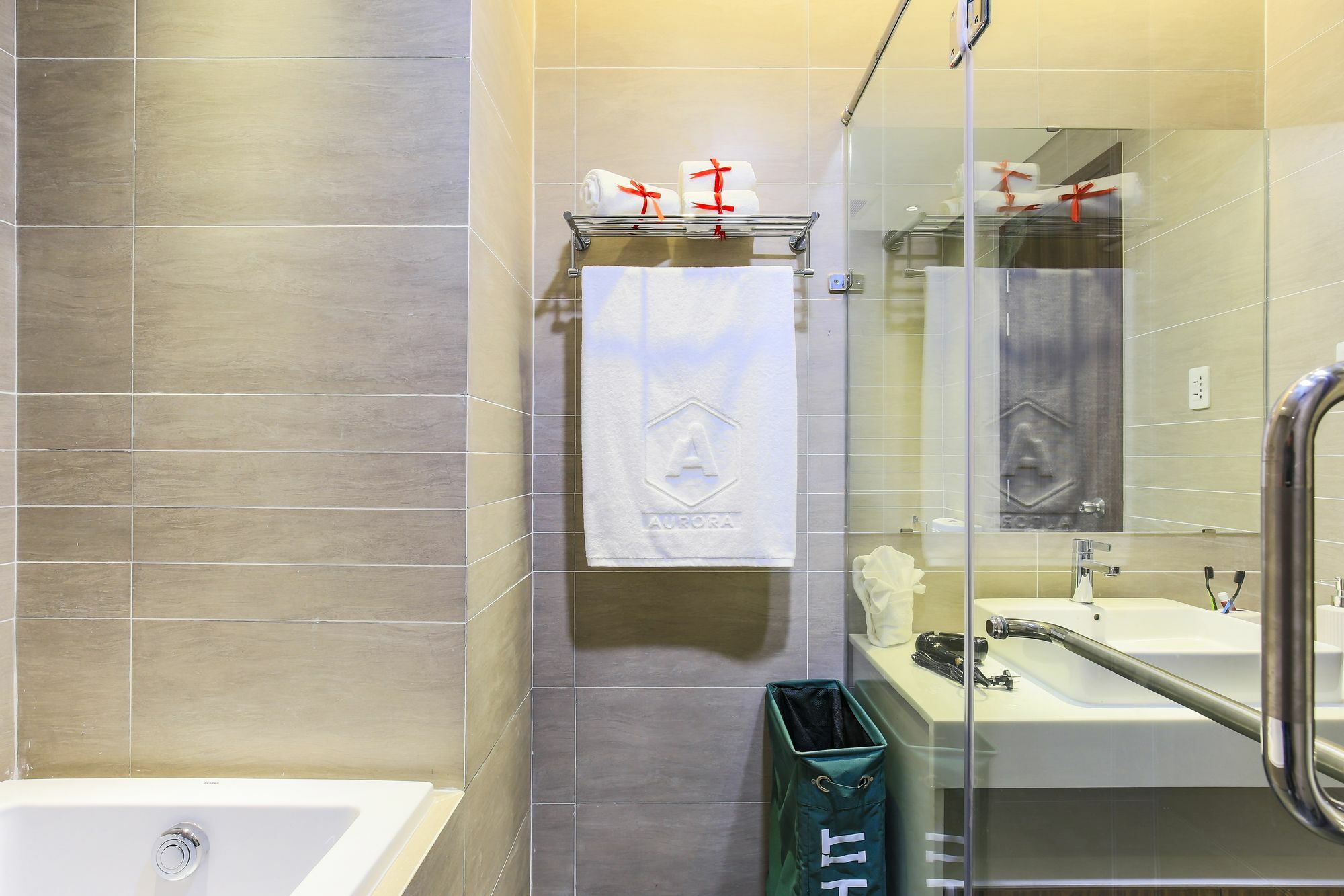 Aurora Serviced Apartments (Adults Only) Ho Chi Minh-stad Buitenkant foto