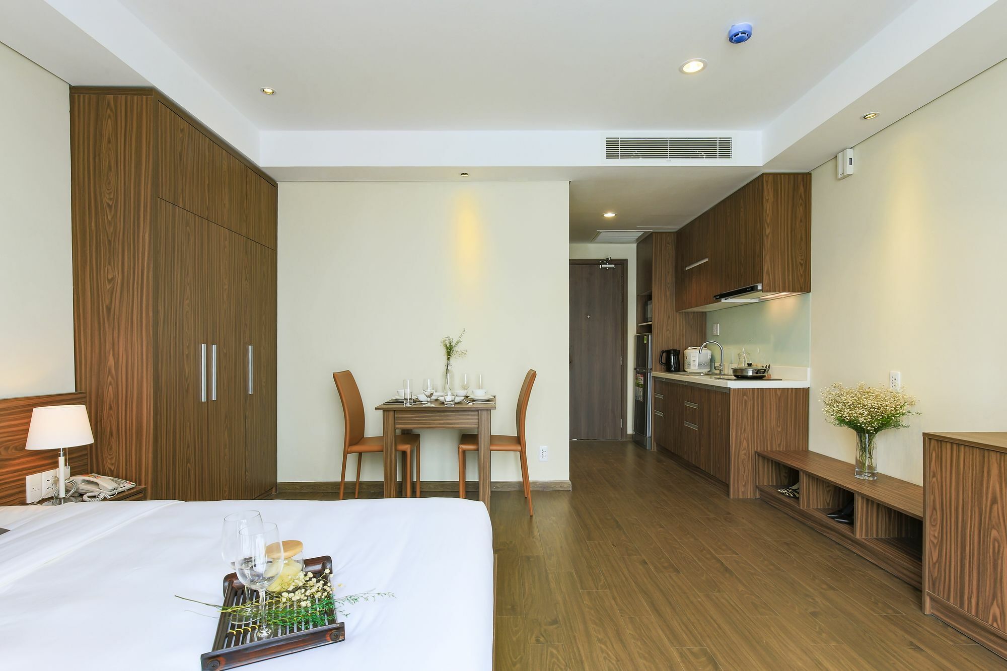Aurora Serviced Apartments (Adults Only) Ho Chi Minh-stad Buitenkant foto